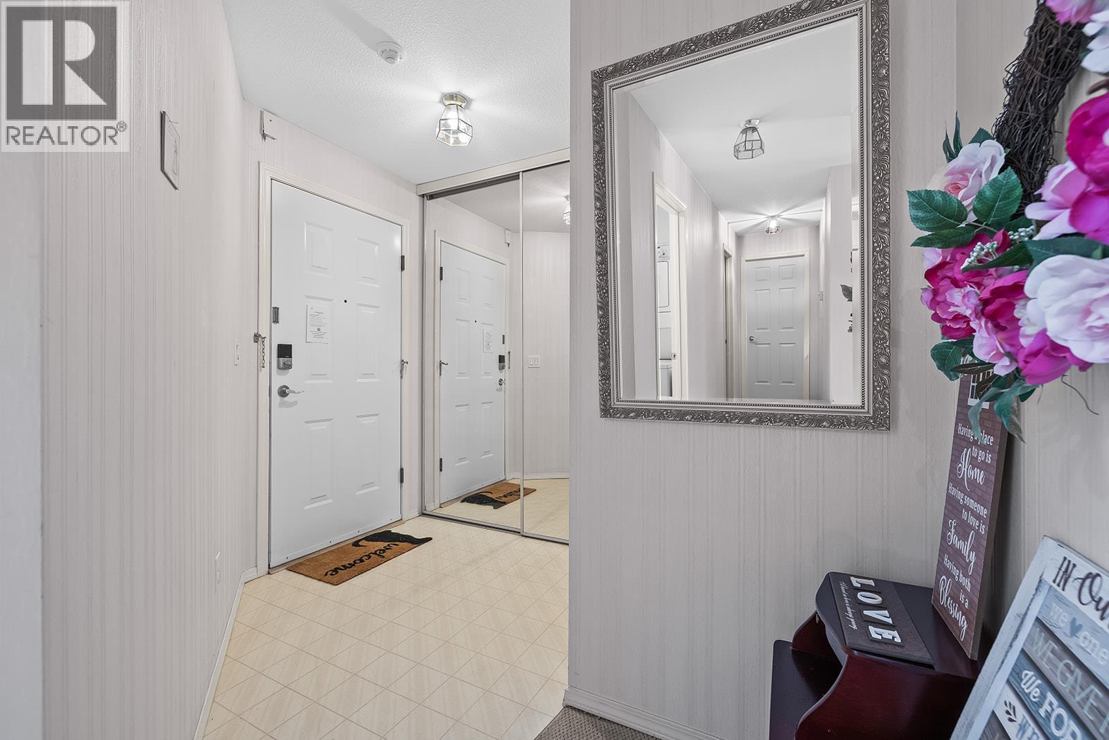 1329 Klo Road Unit# 305, Kelowna, British Columbia  V1W 3N9 - Photo 8 - 10379217