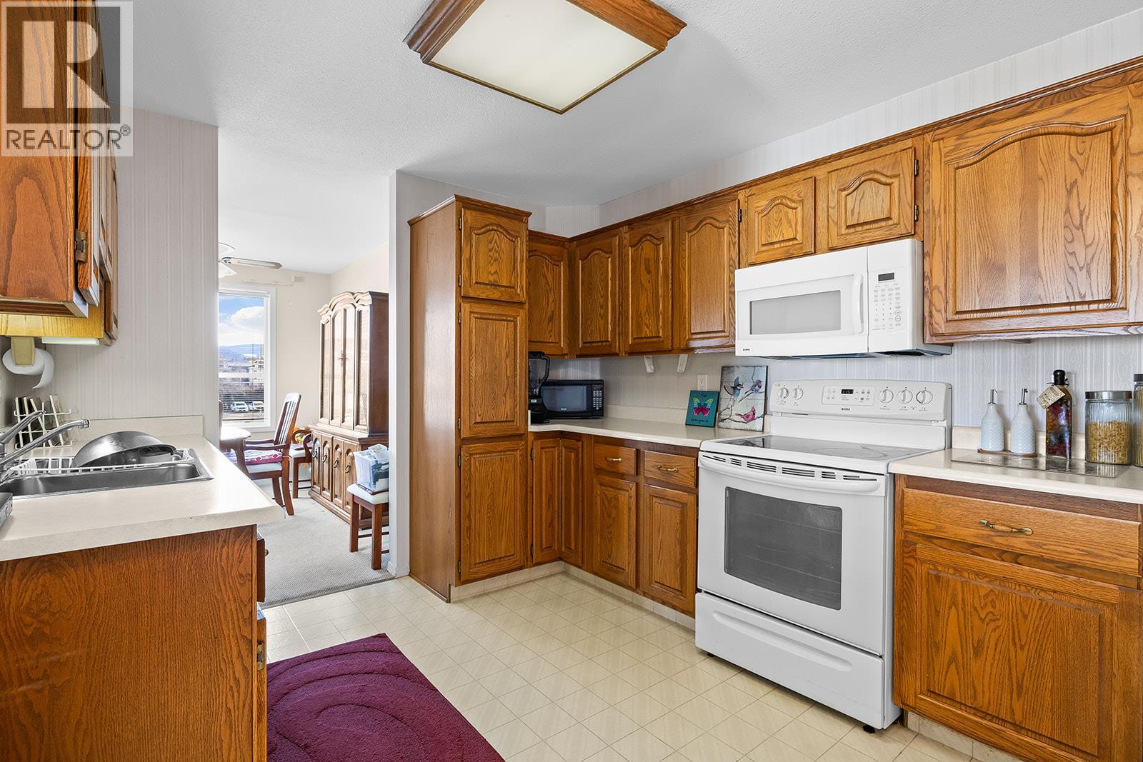 1329 Klo Road Unit# 305, Kelowna, British Columbia  V1W 3N9 - Photo 9 - 10379217
