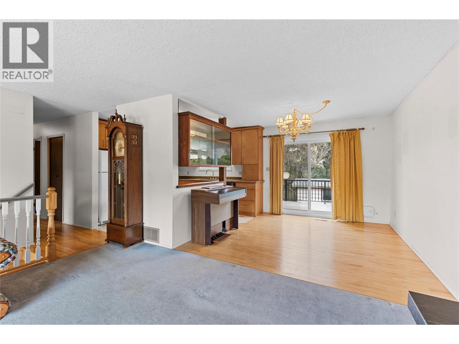 3921 14 Street, Vernon, British Columbia  V1T 7N3 - Photo 6 - 10378588