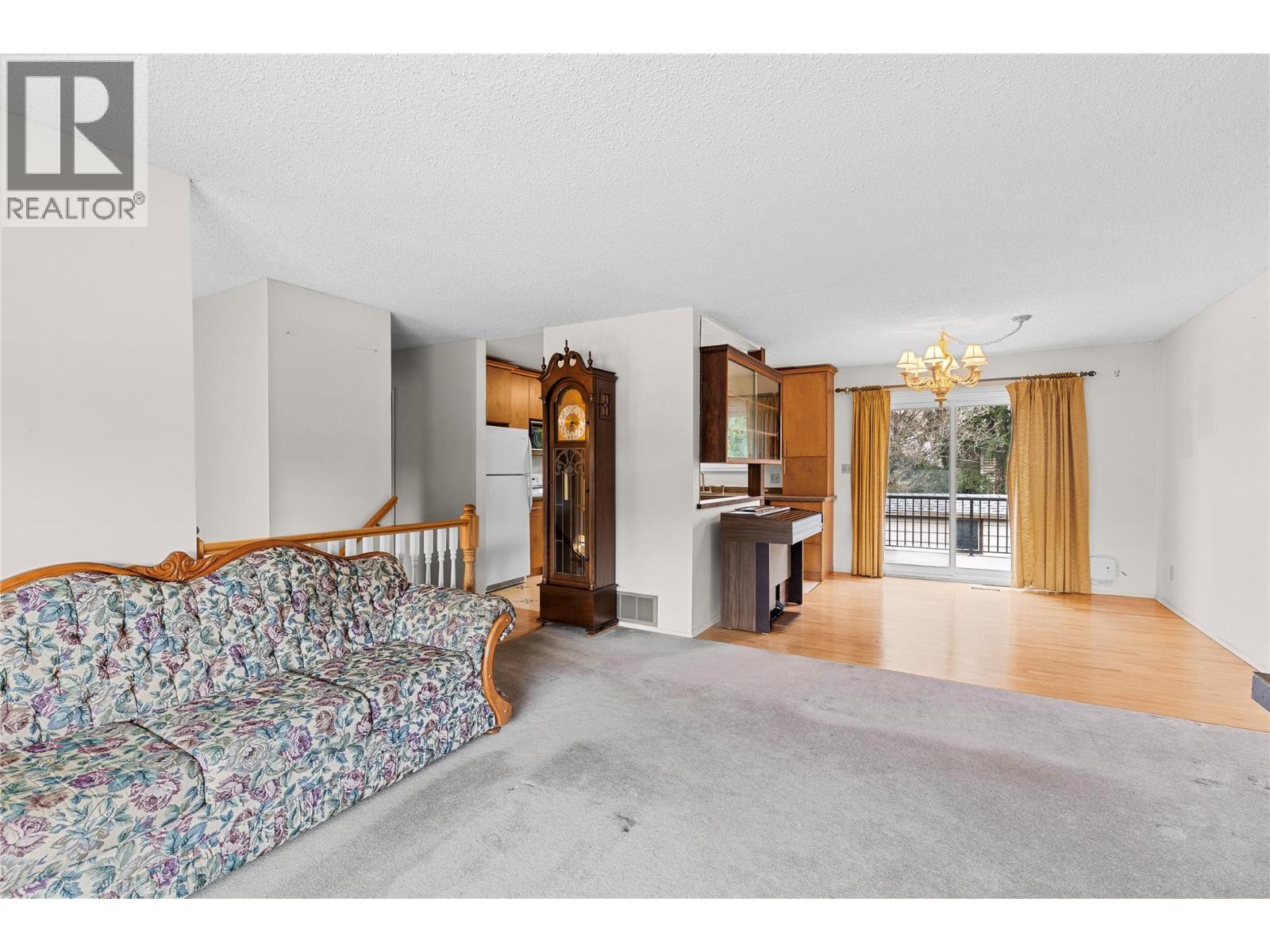 3921 14 Street, Vernon, British Columbia  V1T 7N3 - Photo 8 - 10378588