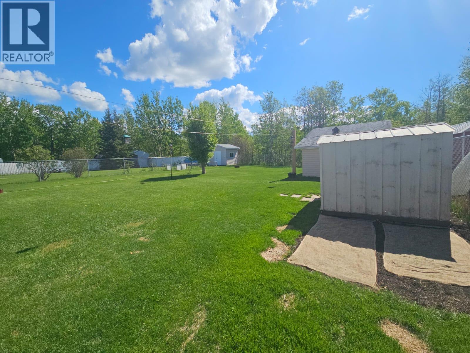 4917 45 Street Ne, Chetwynd, British Columbia  V0C 1J0 - Photo 46 - 10379090