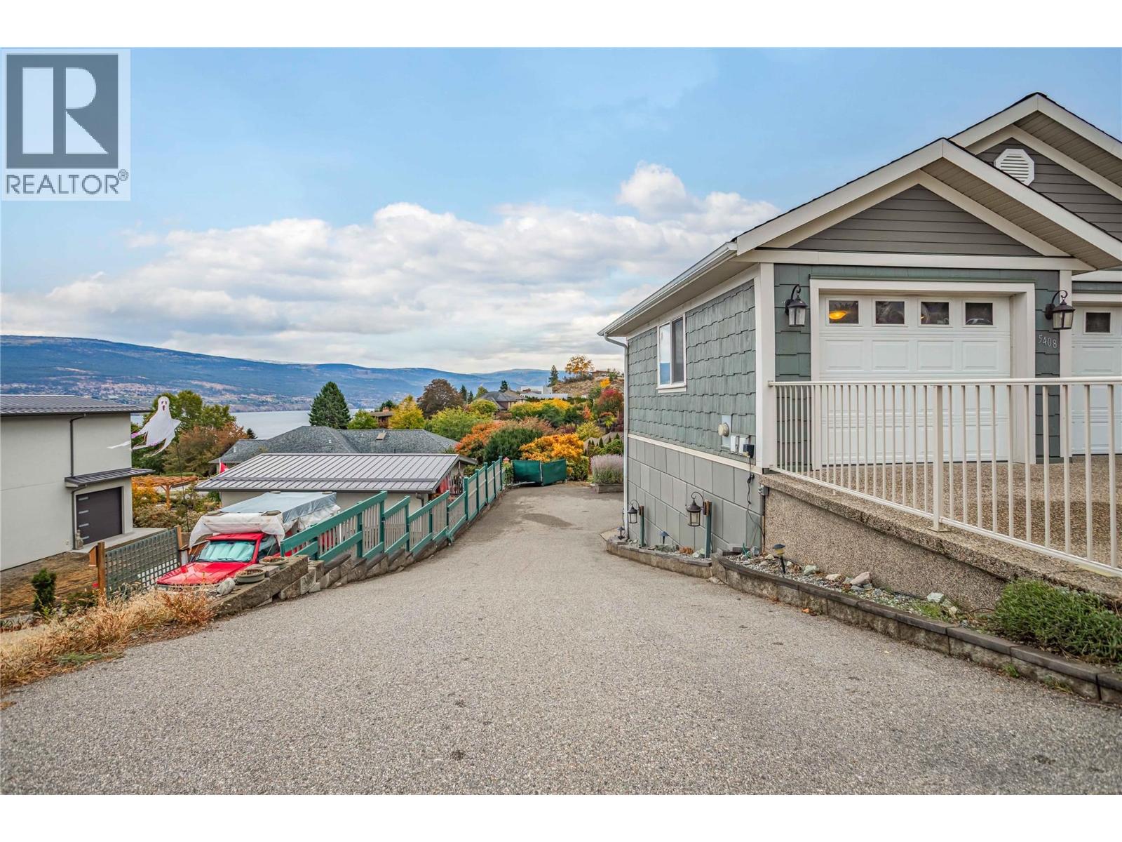5408 Clark Street, Summerland, British Columbia  V0H 1Z4 - Photo 7 - 10377429