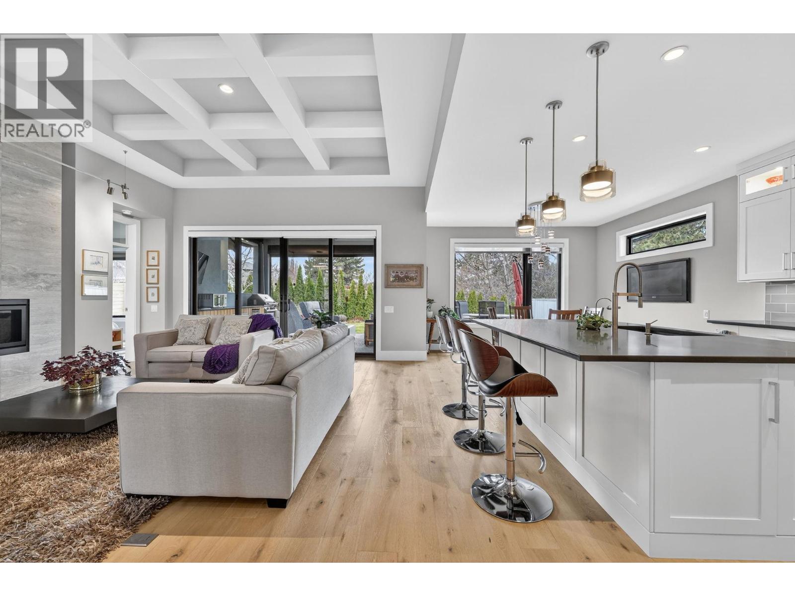 4346 Uley Road, Kelowna, British Columbia  V1W 5M7 - Photo 11 - 10379167