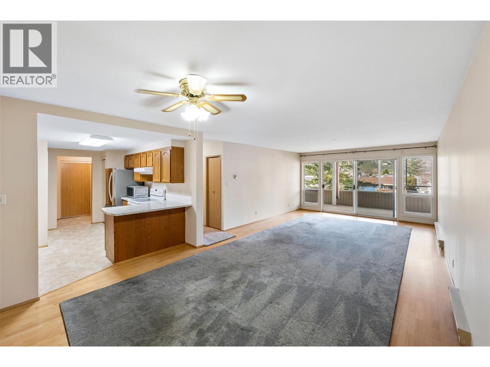 272 Green Avenue W Unit# 307, Penticton, British Columbia  V2A 3T2 - Photo 6 - 10379269