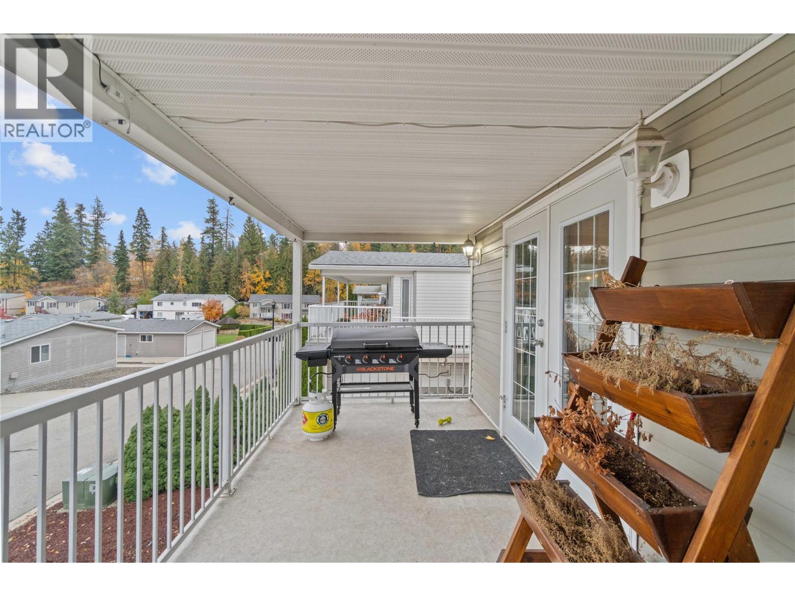 900 10 Avenue Se Unit# 27, Salmon Arm, British Columbia  V1E 2W6 - Photo 39 - 10378411