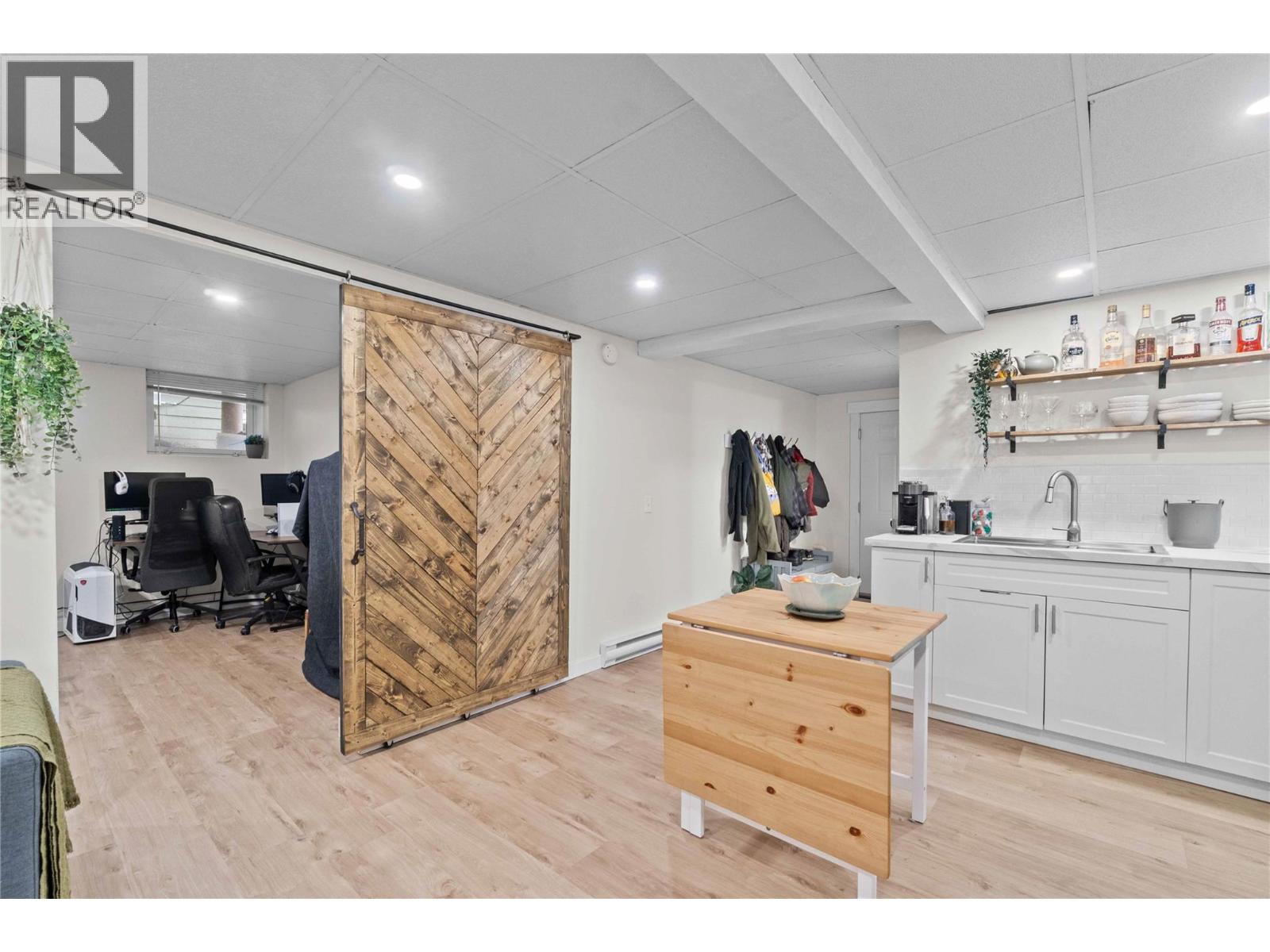 900 10 Avenue Se Unit# 27, Salmon Arm, British Columbia  V1E 2W6 - Photo 45 - 10378411