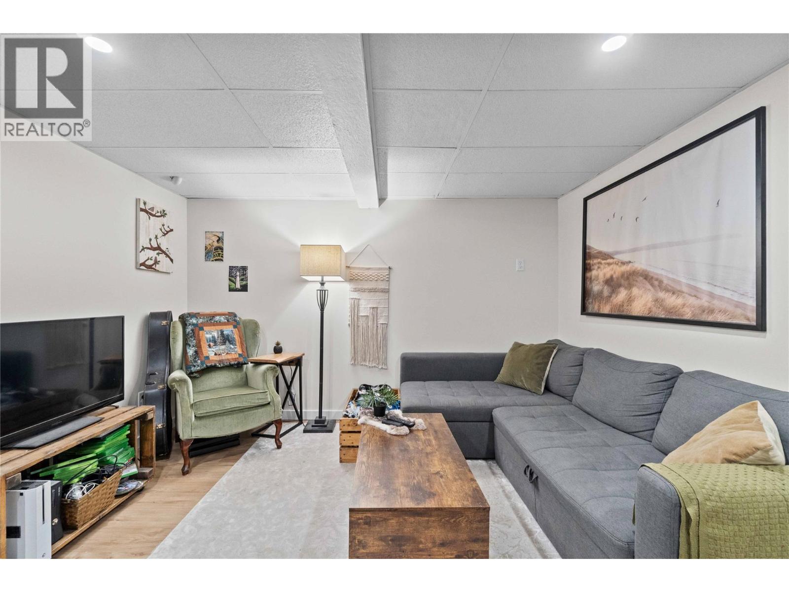 900 10 Avenue Se Unit# 27, Salmon Arm, British Columbia  V1E 2W6 - Photo 47 - 10378411