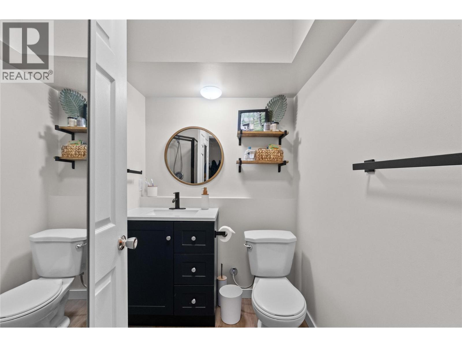 900 10 Avenue Se Unit# 27, Salmon Arm, British Columbia  V1E 2W6 - Photo 51 - 10378411