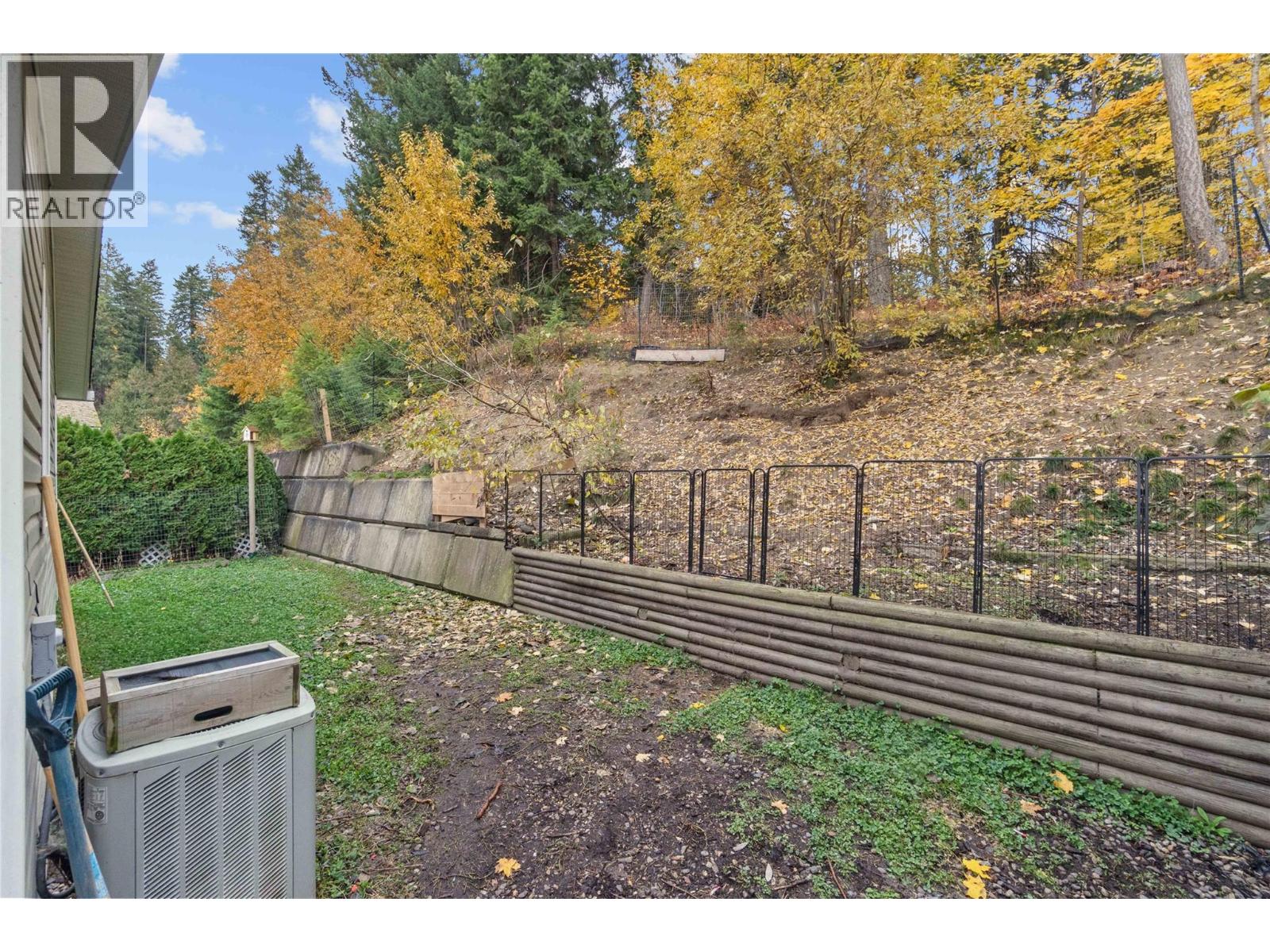 900 10 Avenue Se Unit# 27, Salmon Arm, British Columbia  V1E 2W6 - Photo 65 - 10378411
