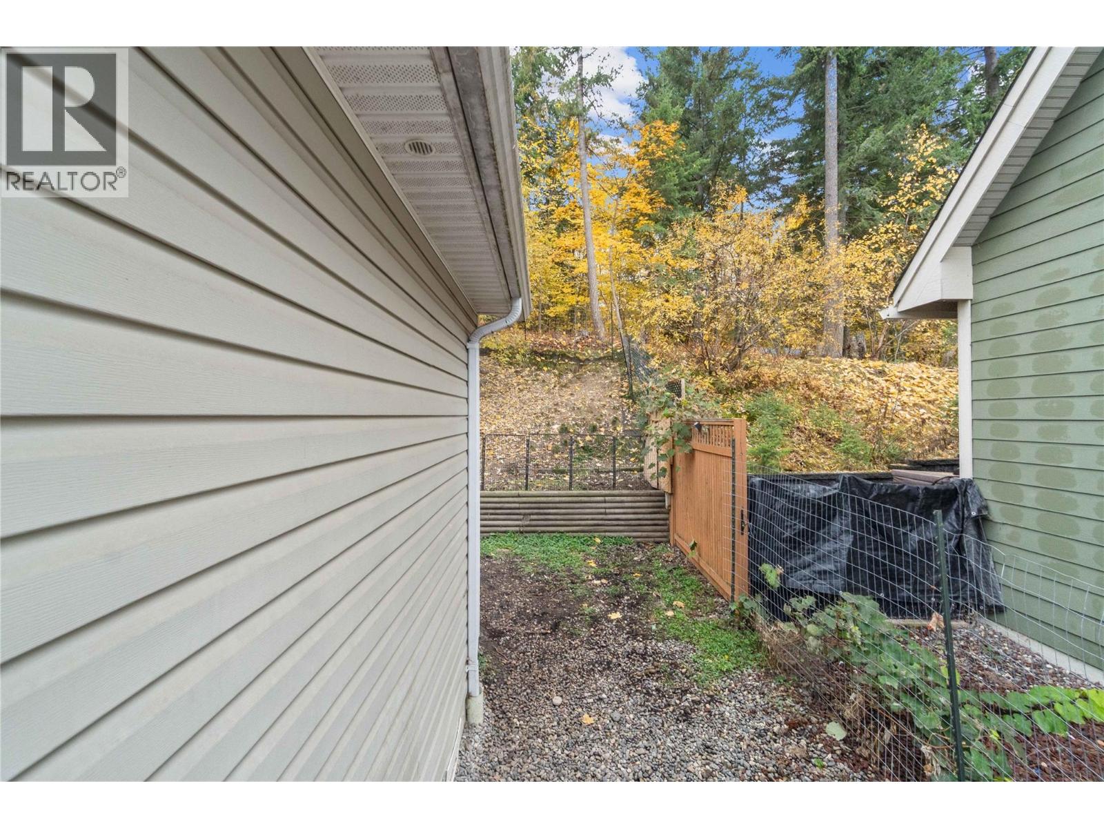 900 10 Avenue Se Unit# 27, Salmon Arm, British Columbia  V1E 2W6 - Photo 66 - 10378411