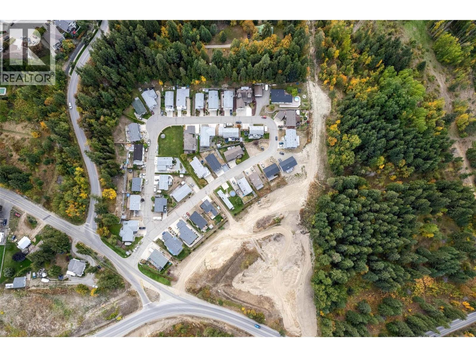 900 10 Avenue Se Unit# 27, Salmon Arm, British Columbia  V1E 2W6 - Photo 77 - 10378411