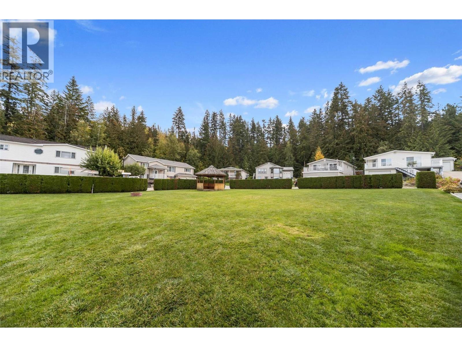 900 10 Avenue Se Unit# 27, Salmon Arm, British Columbia  V1E 2W6 - Photo 80 - 10378411