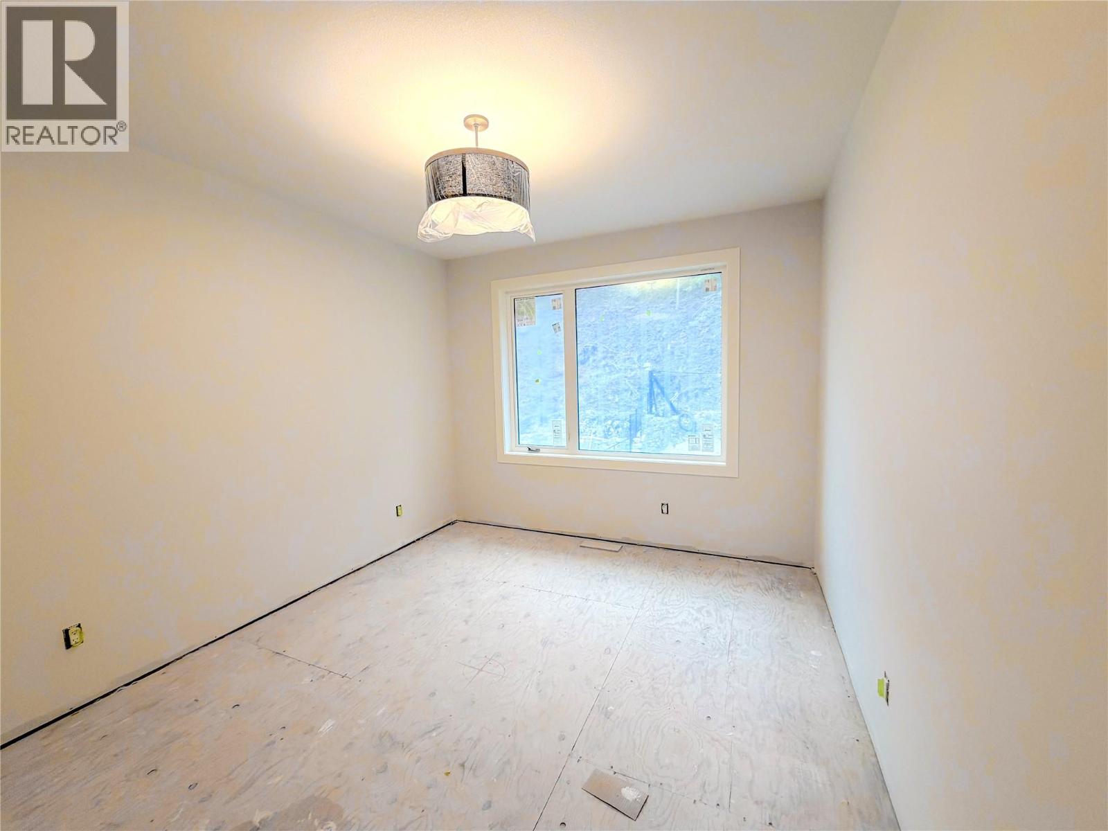 1531 Olive Pond Place, Kelowna, British Columbia  V1V 2C6 - Photo 8 - 10378117