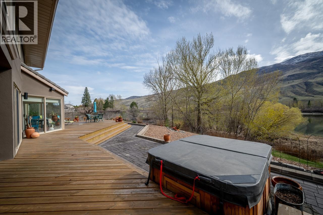 604 Stansfield Road, Kamloops, British Columbia  V2B 6M3 - Photo 50 - 10379139