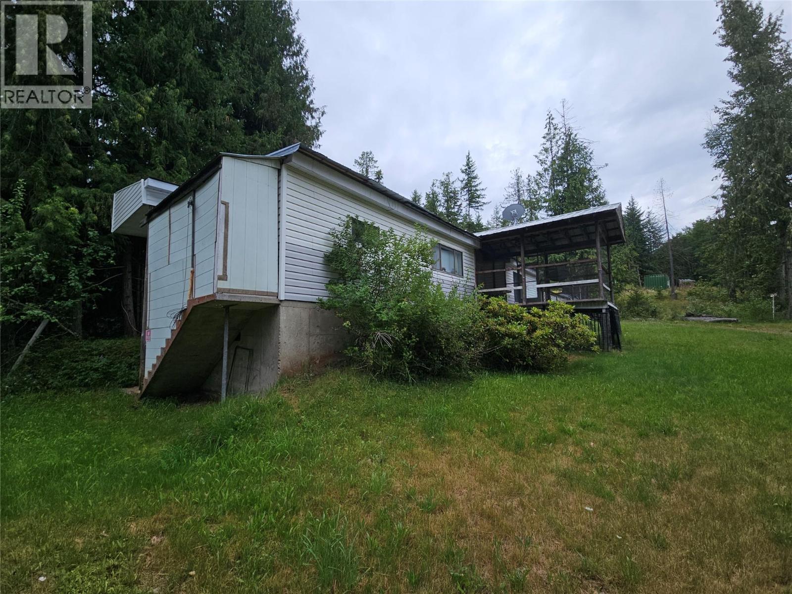115 Lower Fauquier Road Lot# 1, Fauquier, British Columbia  V0G 1K0 - Photo 4 - 10378627