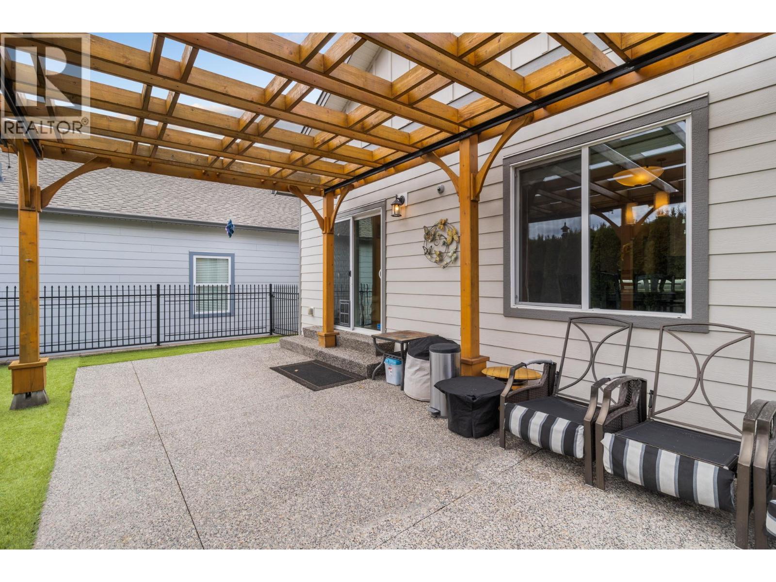 3377 Kingfisher Road, Westbank, British Columbia  V4T 3A5 - Photo 13 - 10377980