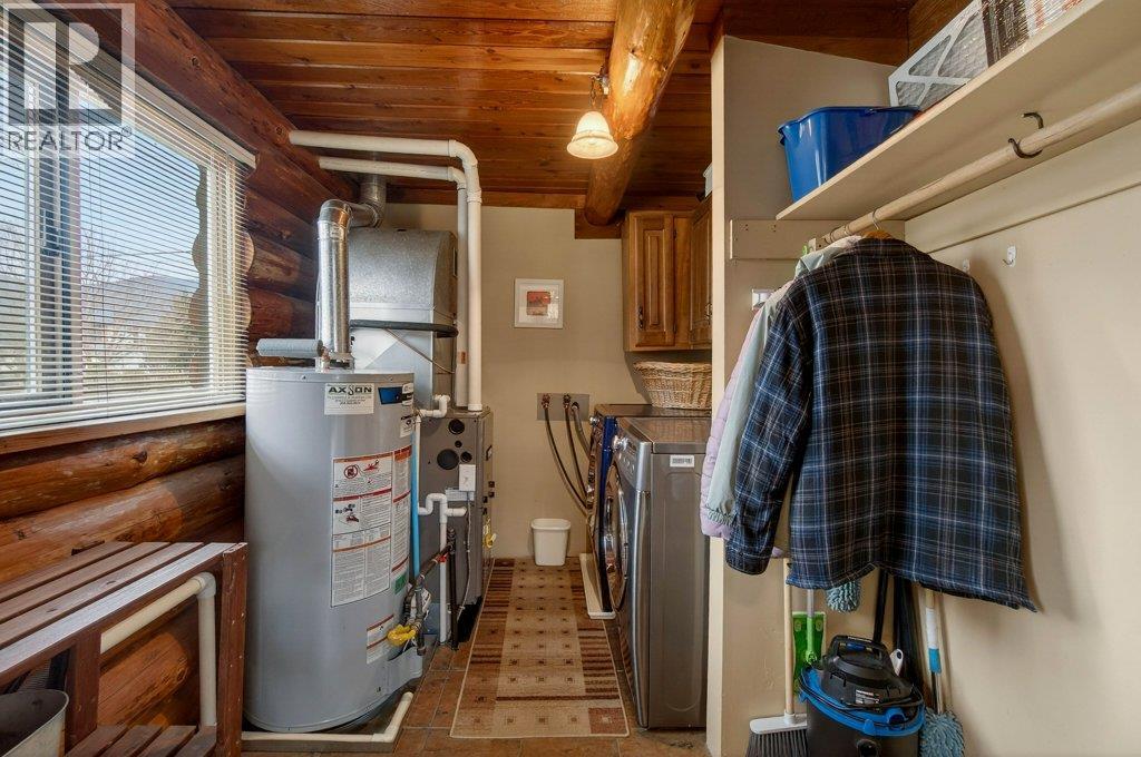 1421 10 Street Sw, Salmon Arm, British Columbia  V1E 1T2 - Photo 37 - 10378111