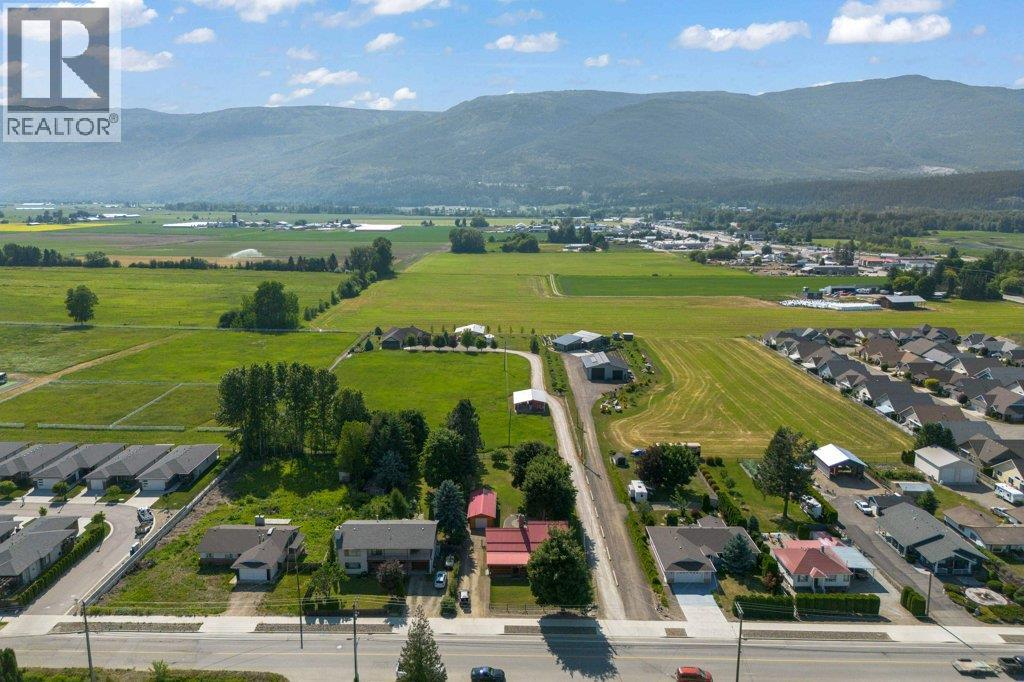 1421 10 Street Sw, Salmon Arm, British Columbia  V1E 1T2 - Photo 5 - 10378111