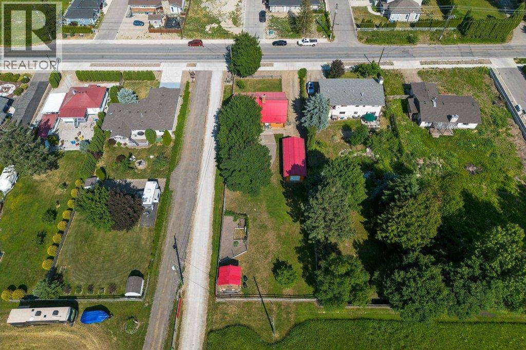 1421 10 Street Sw, Salmon Arm, British Columbia  V1E 1T2 - Photo 8 - 10378111