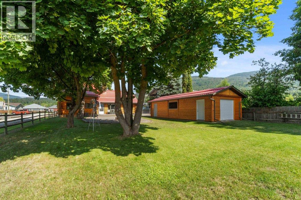 1421 10 Street Sw, Salmon Arm, British Columbia  V1E 1T2 - Photo 89 - 10378111