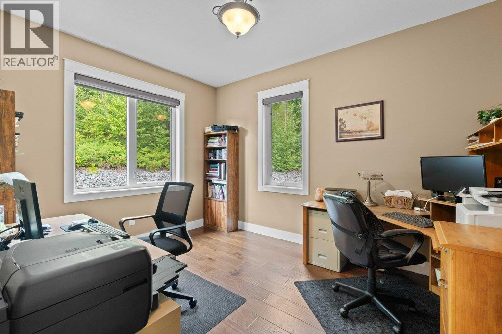 1401 65 Street Sw, Salmon Arm, British Columbia  V1E 3B3 - Photo 32 - 10376978