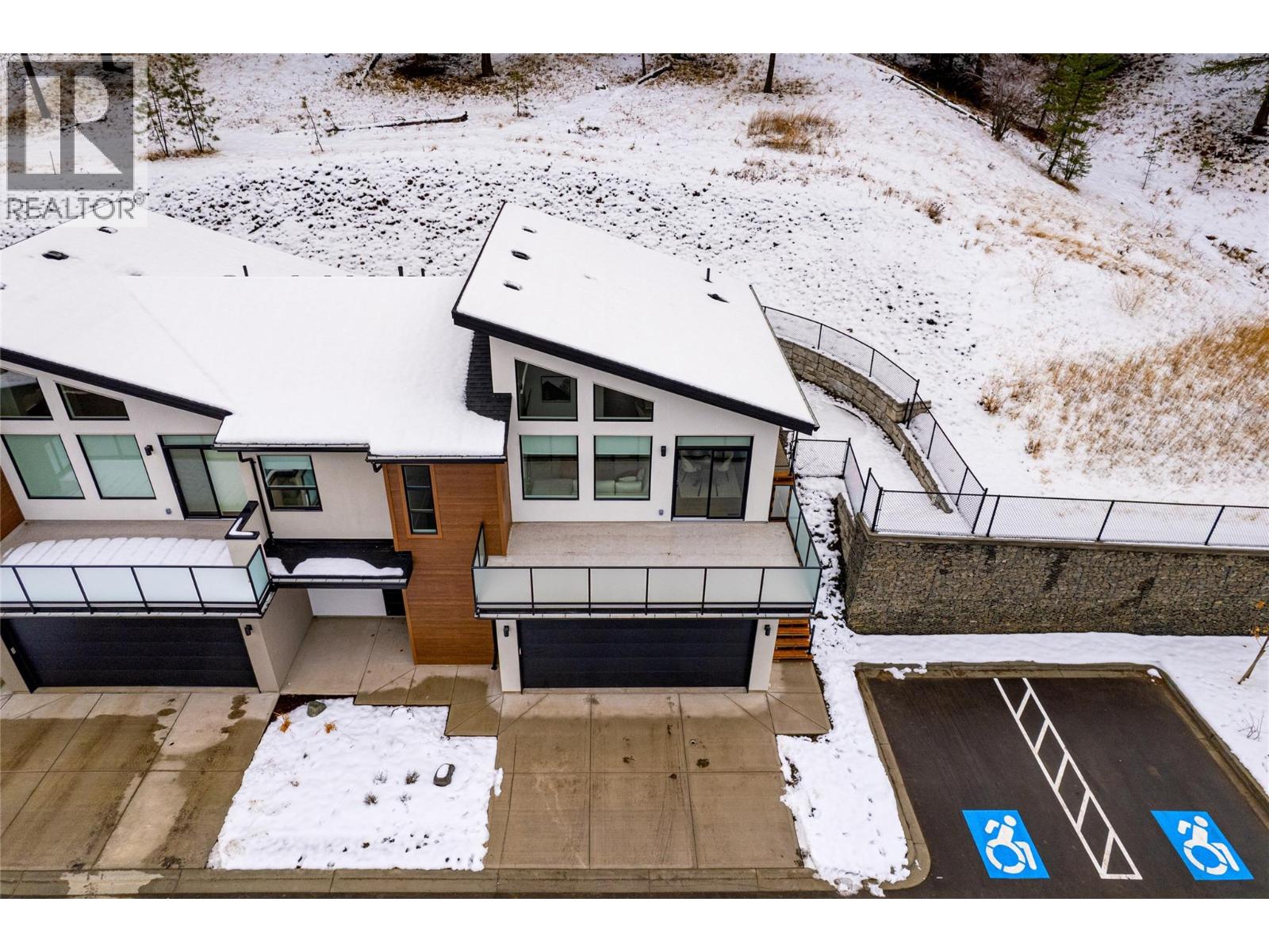 2400 Coldwater Drive Unit# 106, Kamloops, British Columbia  V2E 0E9 - Photo 2 - 10379111