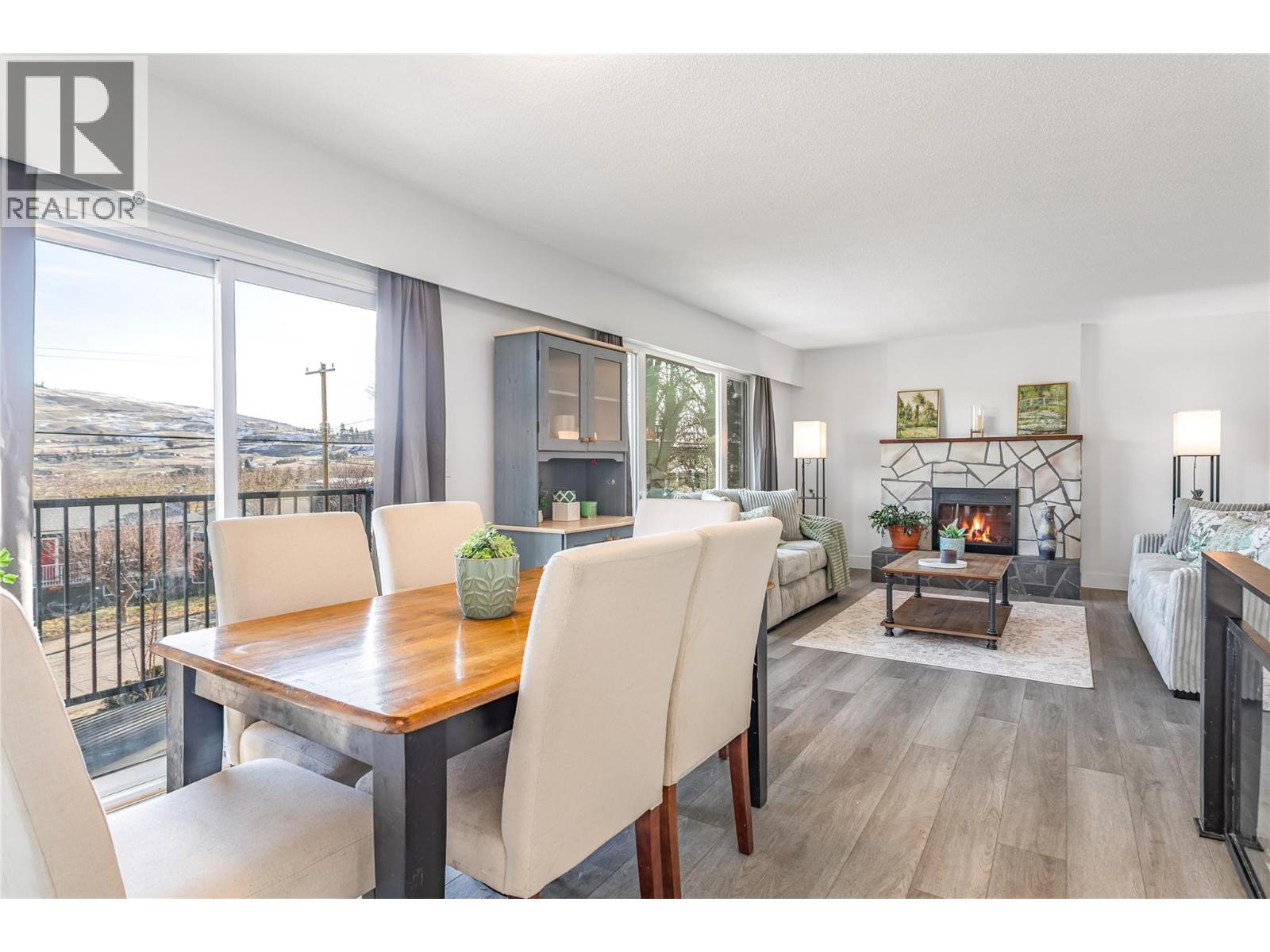 2160 Lynrick Road, Kelowna, British Columbia  V1P 1G4 - Photo 3 - 10378948