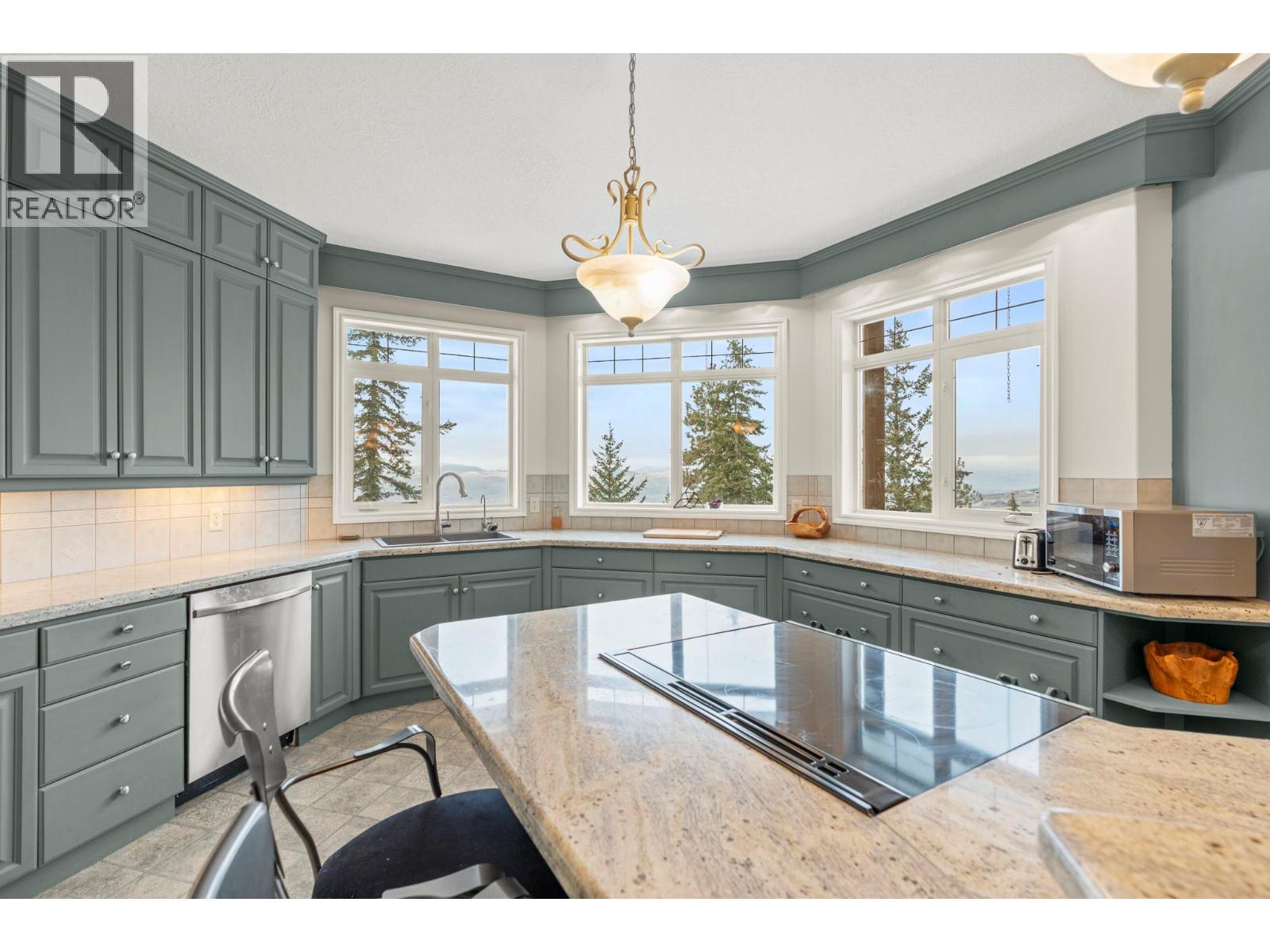 5475/5477 Kingsview Road, Vernon, British Columbia  V1B 3J5 - Photo 21 - 10379277