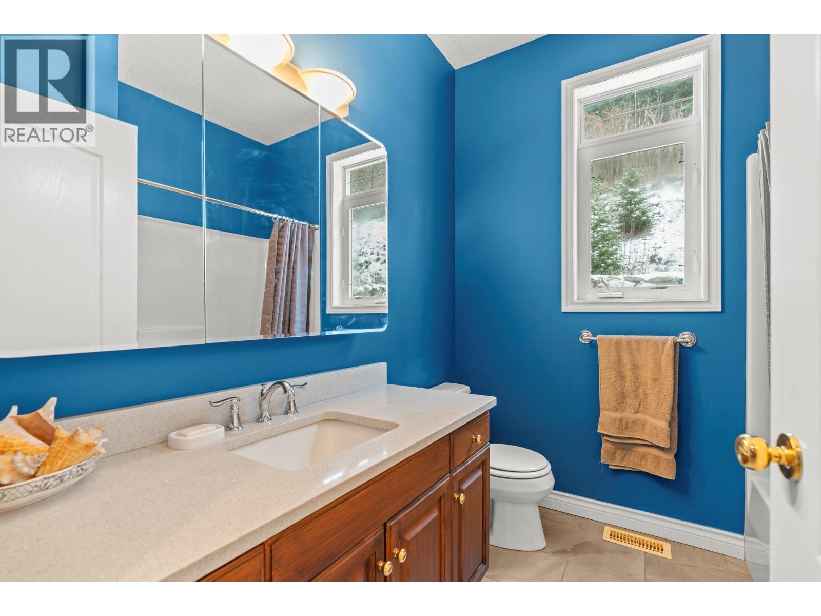 5475/5477 Kingsview Road, Vernon, British Columbia  V1B 3J5 - Photo 28 - 10379277