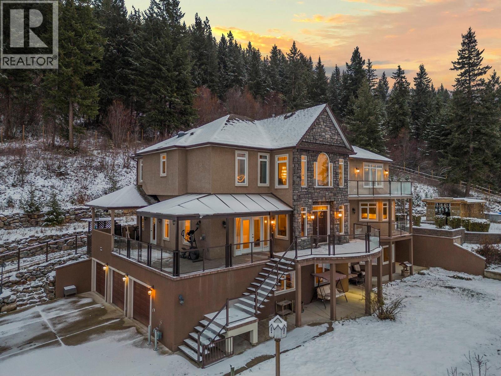 5475/5477 Kingsview Road, Vernon, British Columbia  V1B 3J5 - Photo 4 - 10379277