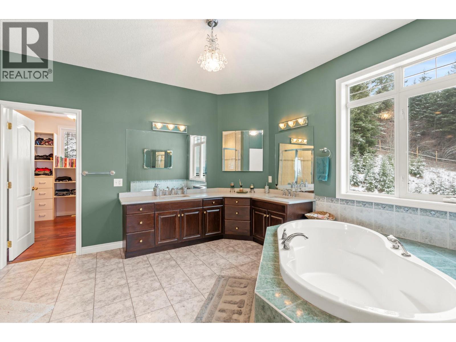 5475/5477 Kingsview Road, Vernon, British Columbia  V1B 3J5 - Photo 41 - 10379277