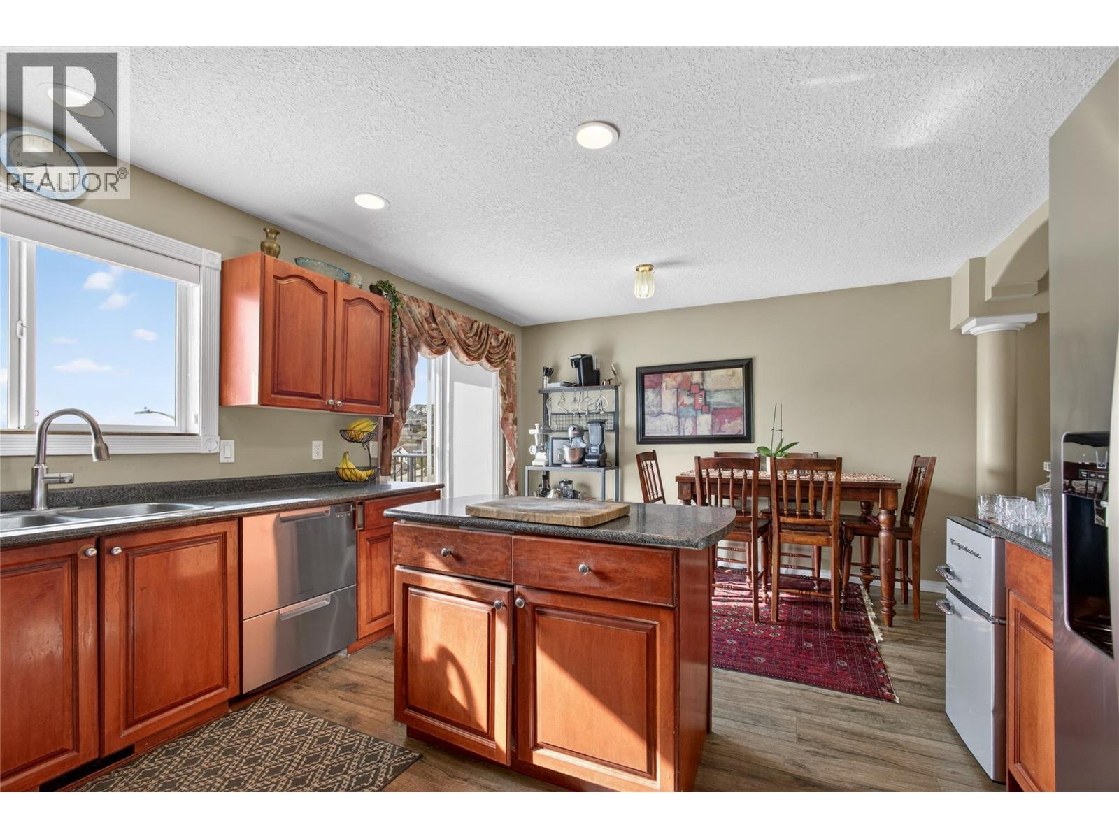 1562 Longley Crescent, Kelowna, British Columbia  V1P 1M9 - Photo 10 - 10378730