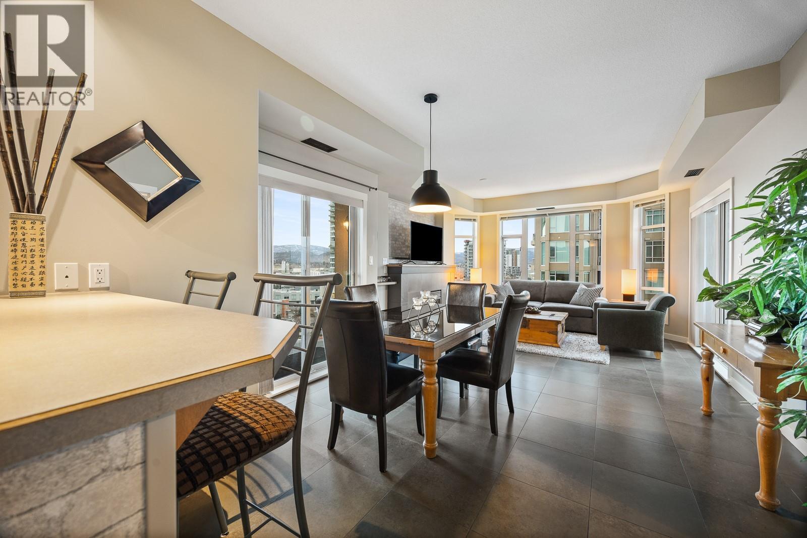 1128 Sunset Drive Unit# 803, Kelowna, British Columbia  V1Y 9R7 - Photo 2 - 10377930