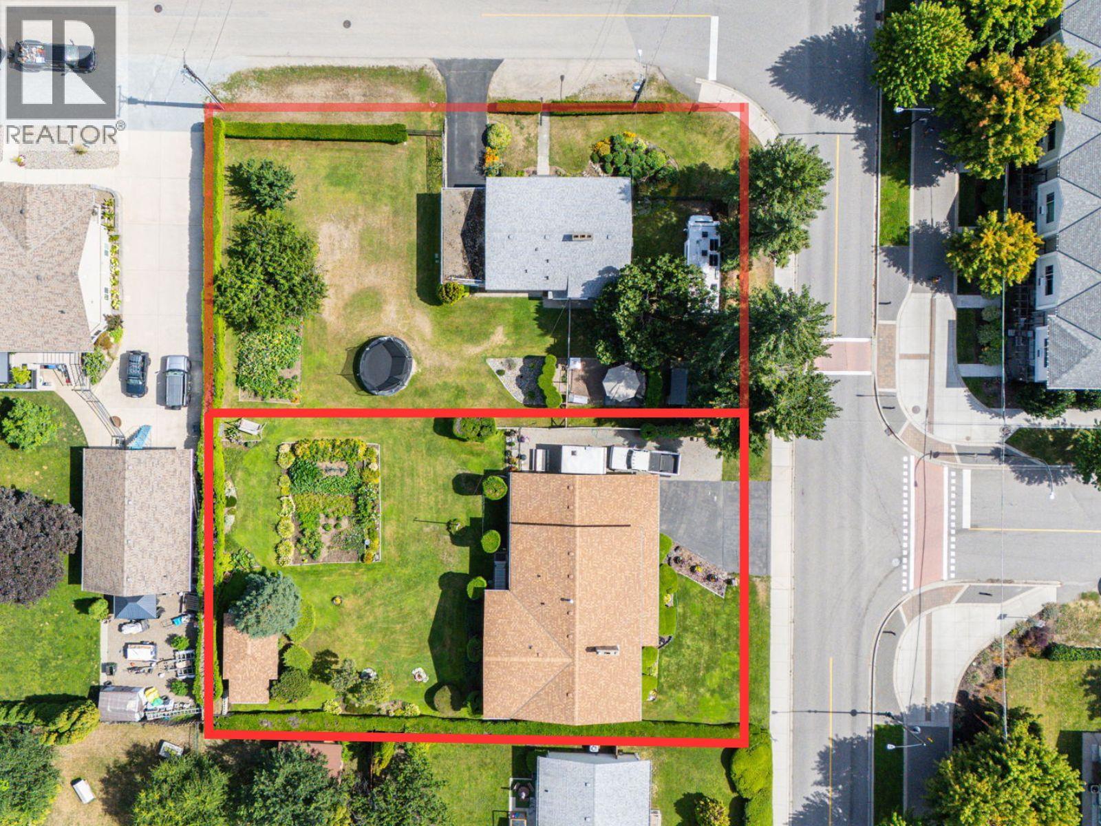 1090 Houghton Road, Kelowna, British Columbia  V1X 6G8 - Photo 2 - 10379132