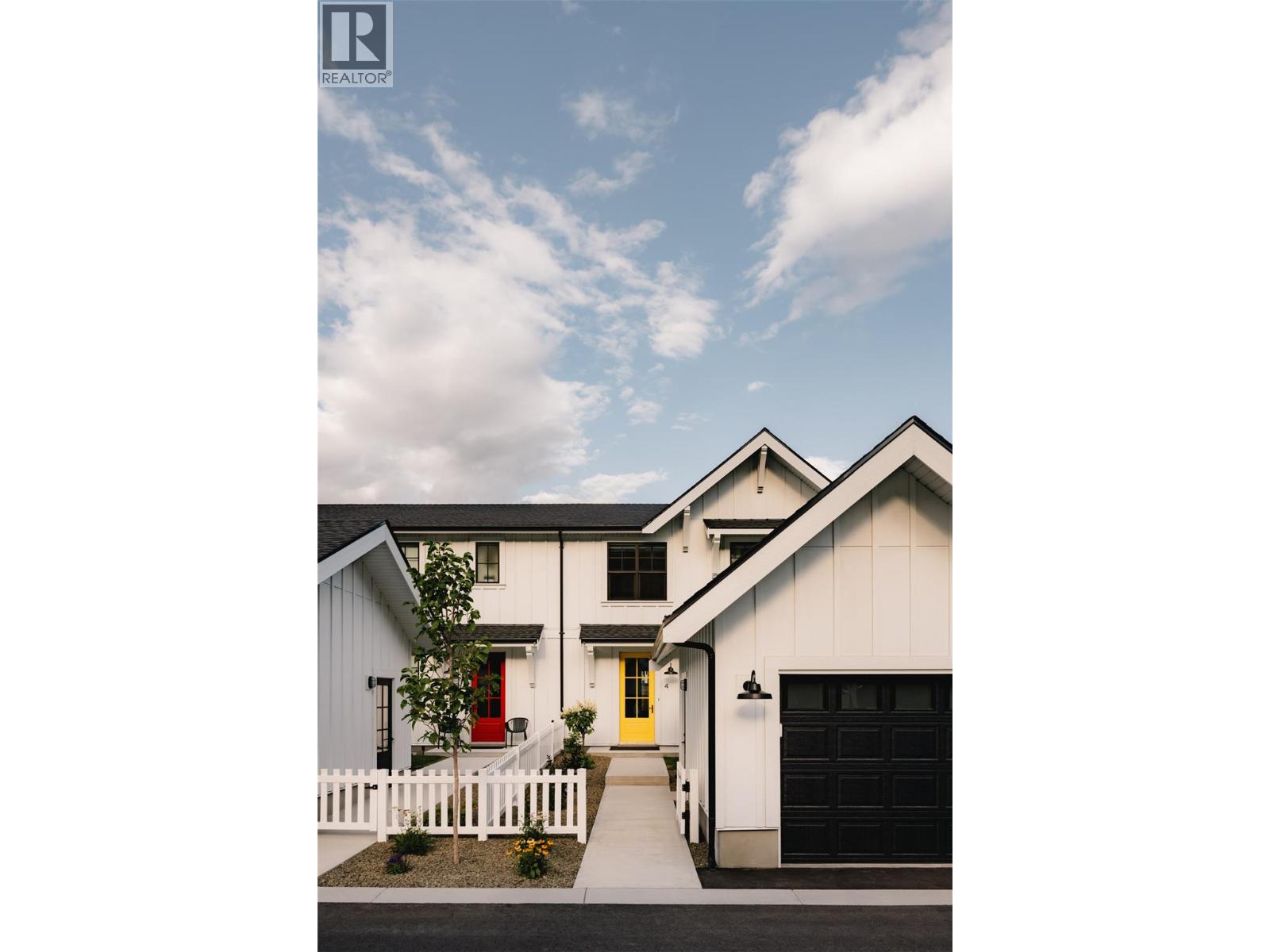 1308 Cedar Street Unit# 14, Okanagan Falls, British Columbia  V0H 1R4 - Photo 2 - 10379028