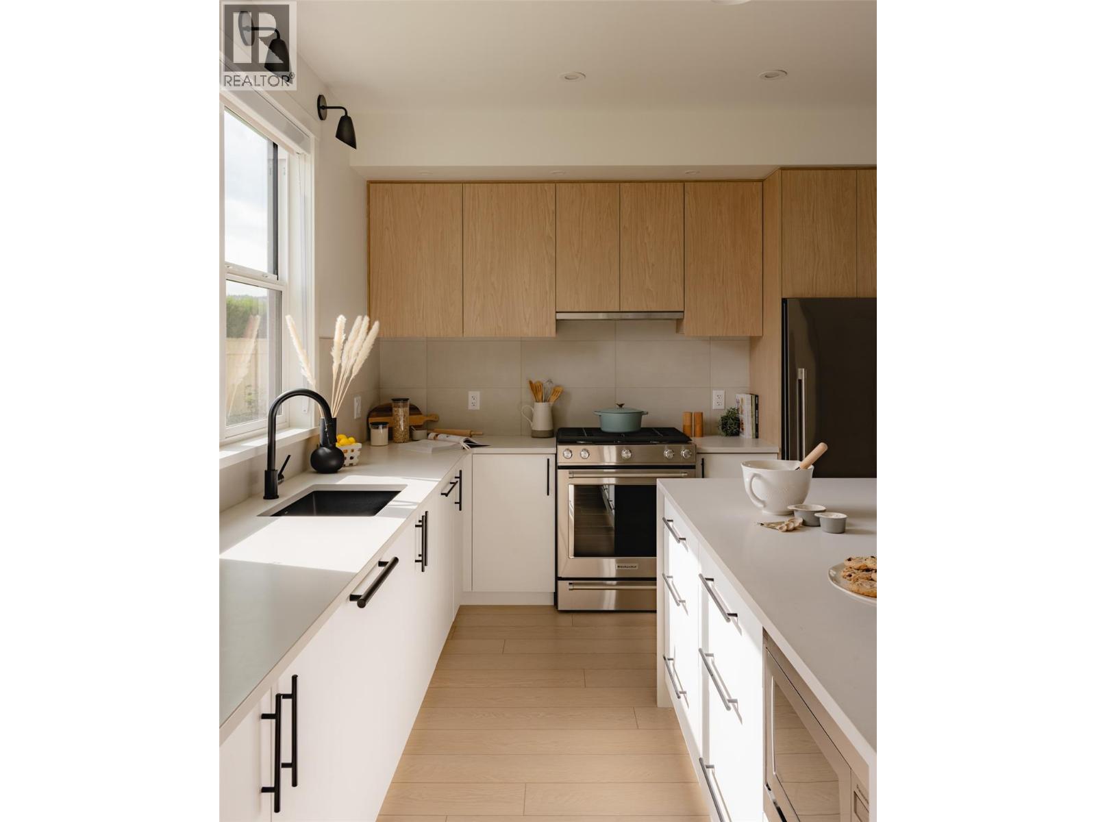 1308 Cedar Street Unit# 14, Okanagan Falls, British Columbia  V0H 1R4 - Photo 3 - 10379028