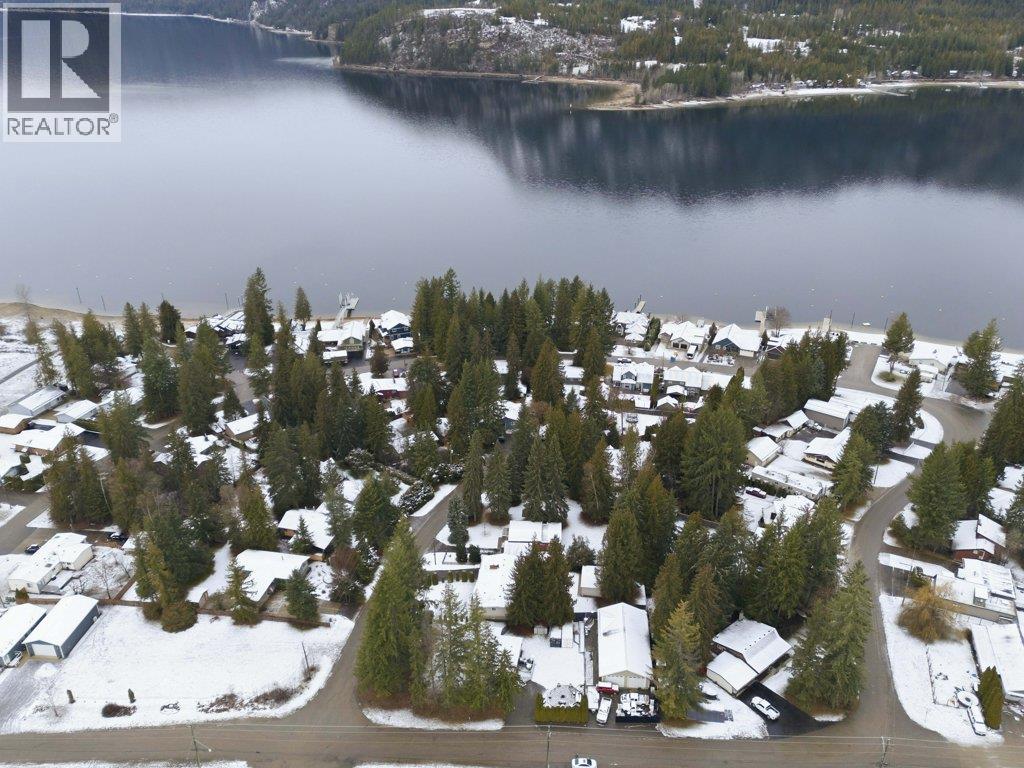 1 Wolfe Street, Sicamous, British Columbia  V0E 2V1 - Photo 13 - 10379041