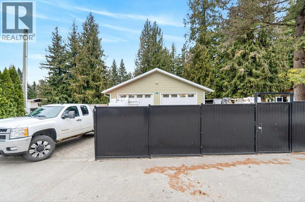 1 Wolfe Street, Sicamous, British Columbia  V0E 2V1 - Photo 16 - 10379041