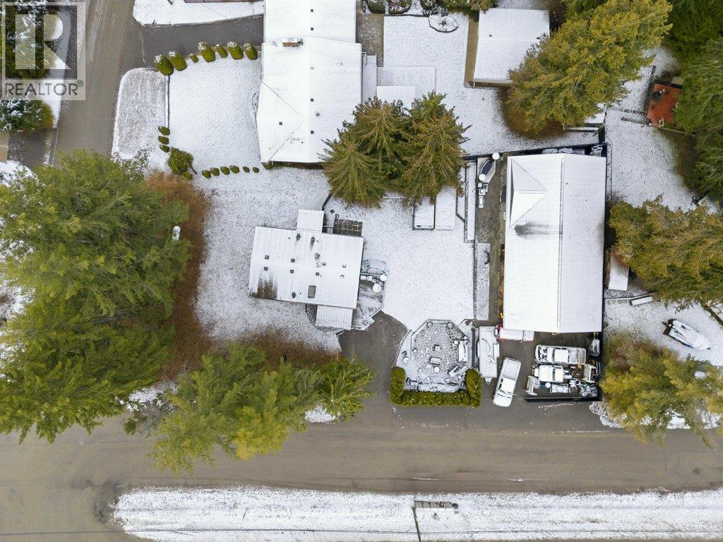 1 Wolfe Street, Sicamous, British Columbia  V0E 2V1 - Photo 17 - 10379041