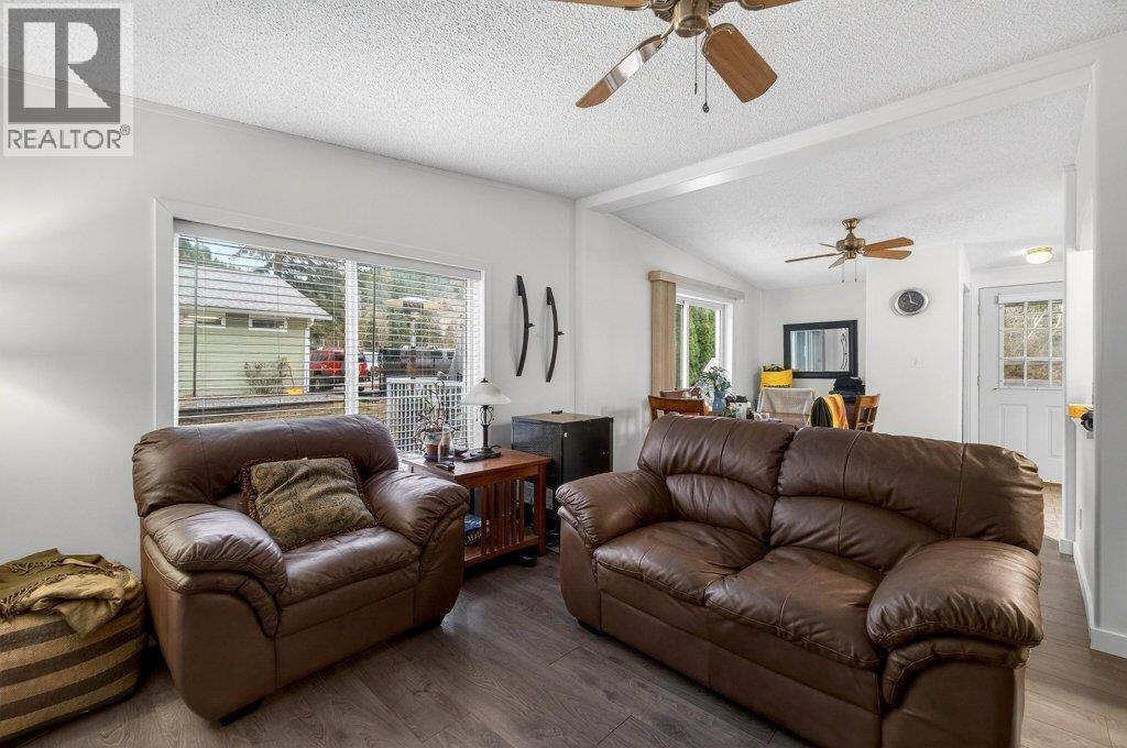 1 Wolfe Street, Sicamous, British Columbia  V0E 2V1 - Photo 58 - 10379041