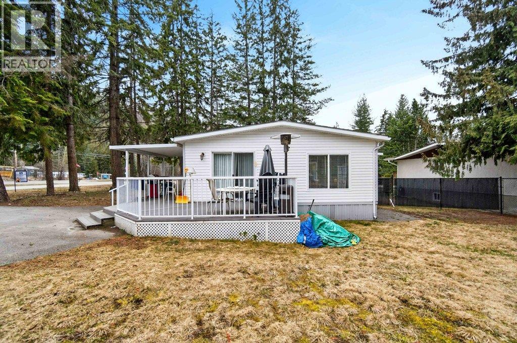 1 Wolfe Street, Sicamous, British Columbia  V0E 2V1 - Photo 77 - 10379041