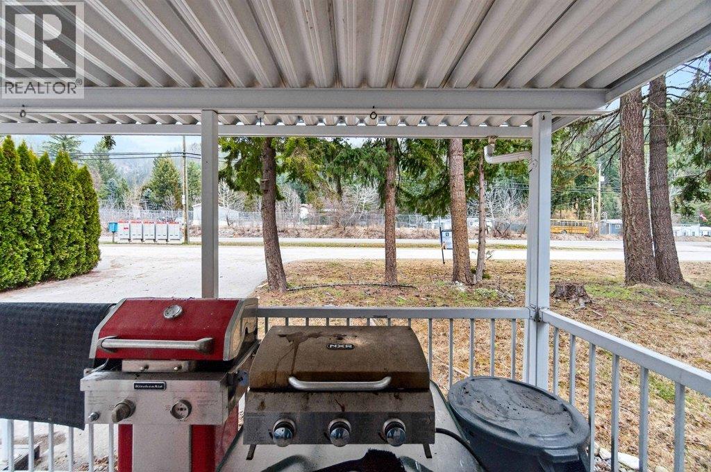 1 Wolfe Street, Sicamous, British Columbia  V0E 2V1 - Photo 86 - 10379041