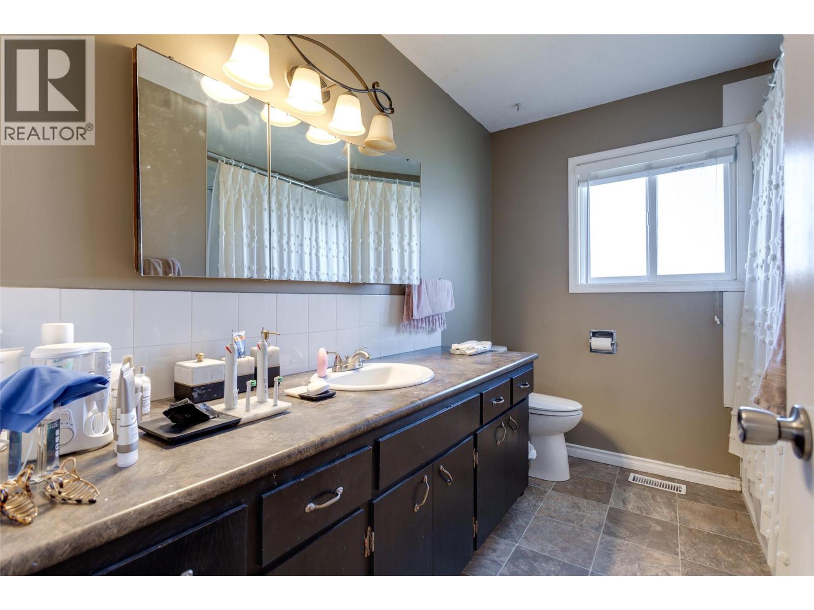 1335 Aldon Road, Kelowna, British Columbia  V1X 5A1 - Photo 18 - 10378790