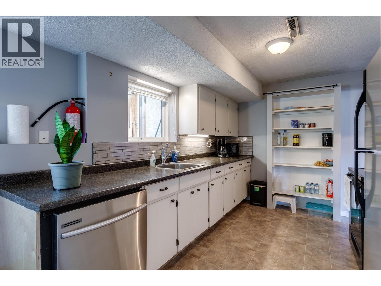 1335 Aldon Road, Kelowna, British Columbia  V1X 5A1 - Photo 28 - 10378790