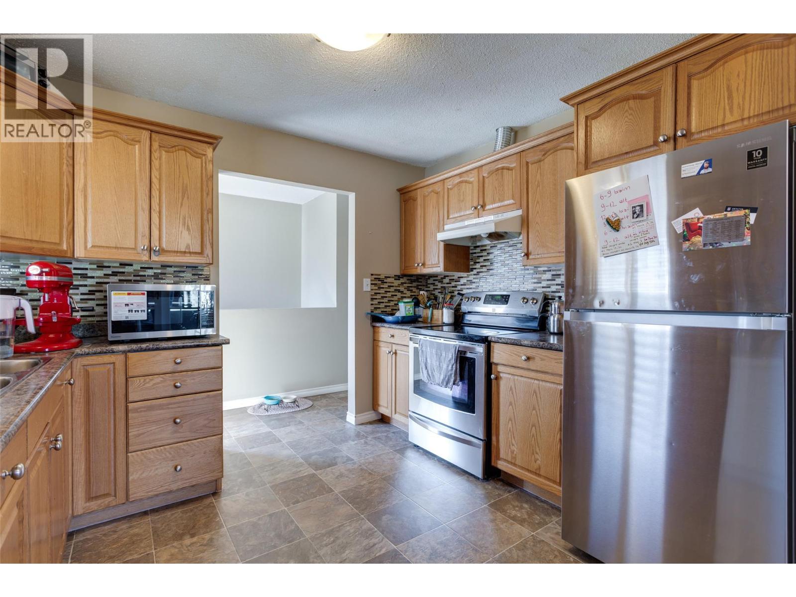1335 Aldon Road, Kelowna, British Columbia  V1X 5A1 - Photo 9 - 10378790