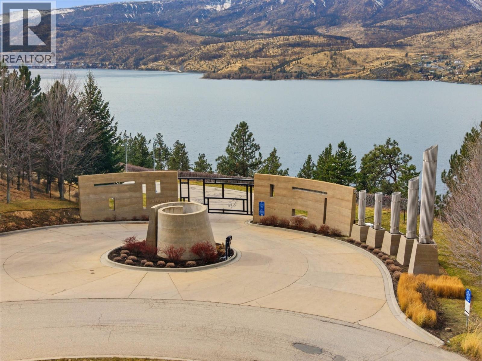 180 Sheerwater Court Unit# 8, kelowna, British Columbia