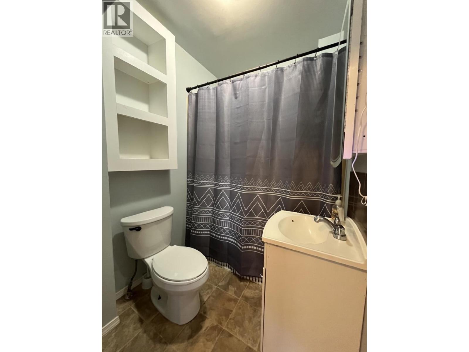 178 Columbia Avenue, Castlegar, British Columbia  V1N 1A9 - Photo 12 - 10379146