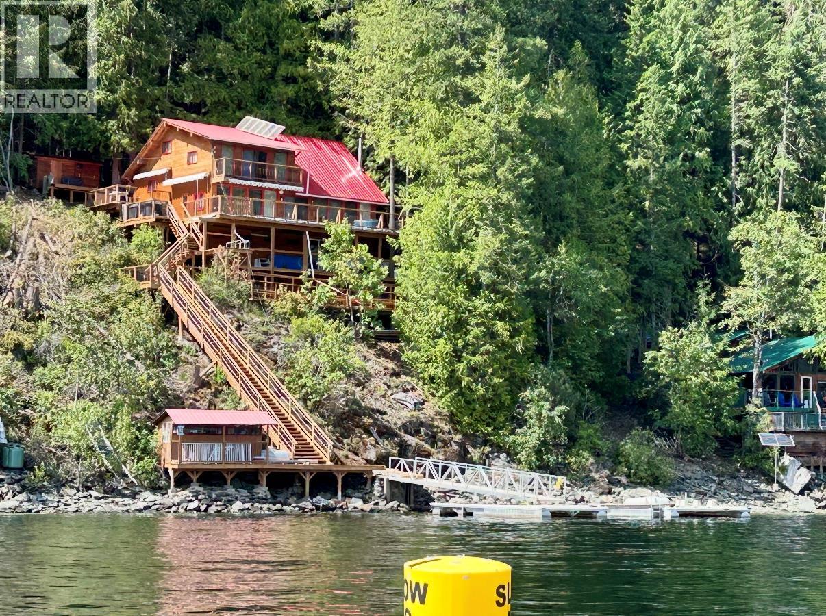 31 Lime Cliffs Beach, Sicamous, British Columbia  V0E 2V0 - Photo 1 - 10379119