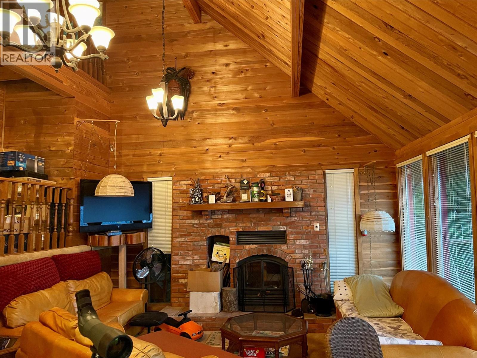 31 Lime Cliffs Beach, Sicamous, British Columbia  V0E 2V0 - Photo 10 - 10379119