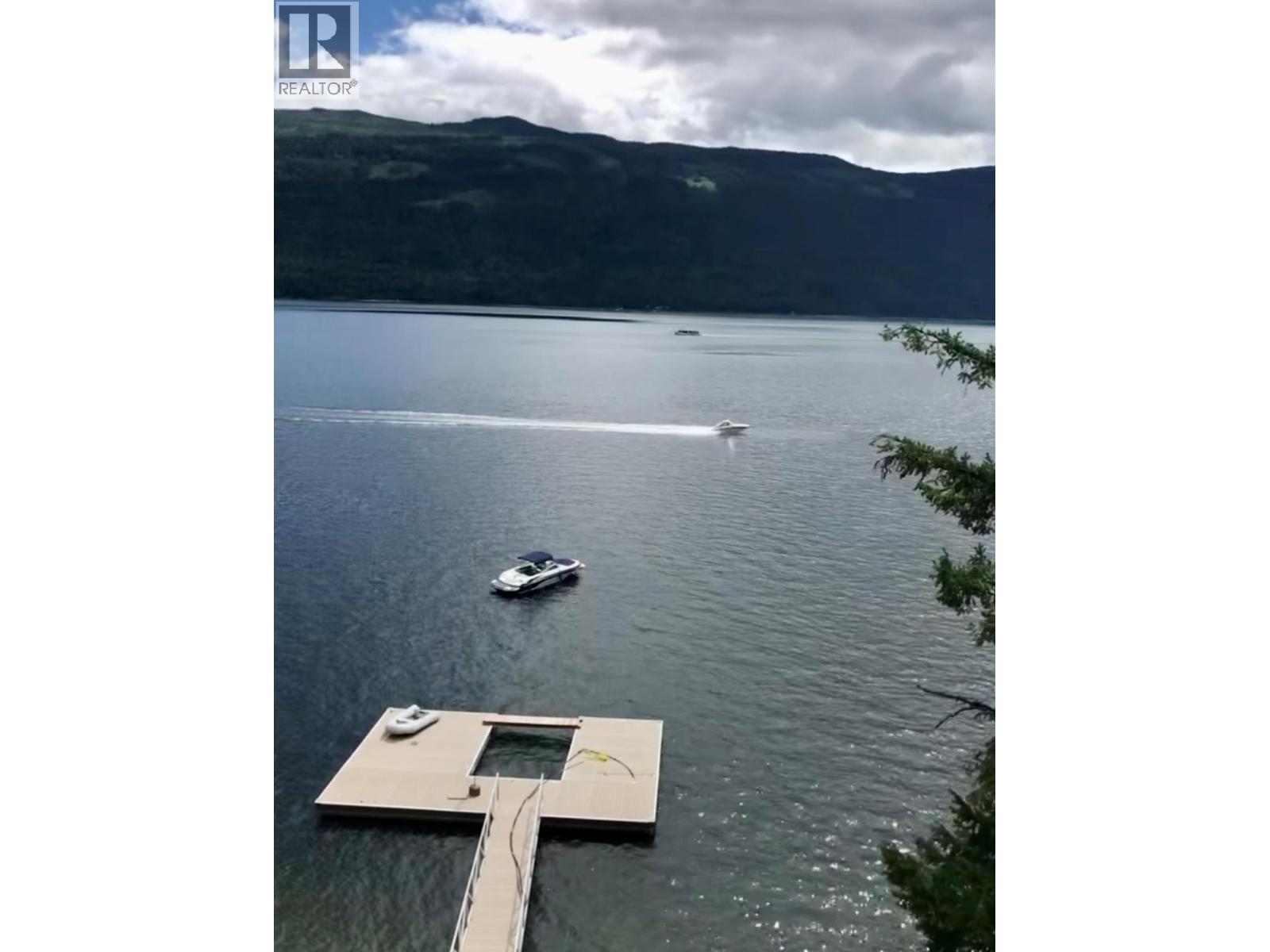 31 Lime Cliffs Beach, Sicamous, British Columbia  V0E 2V0 - Photo 24 - 10379119